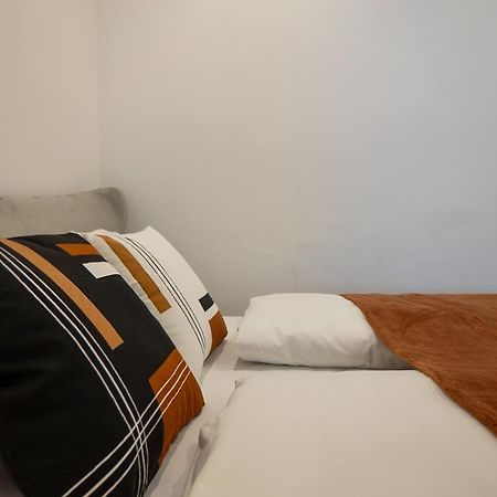 2-Rooms Apartment 10 Min Away From City Center Wien Eksteriør bilde